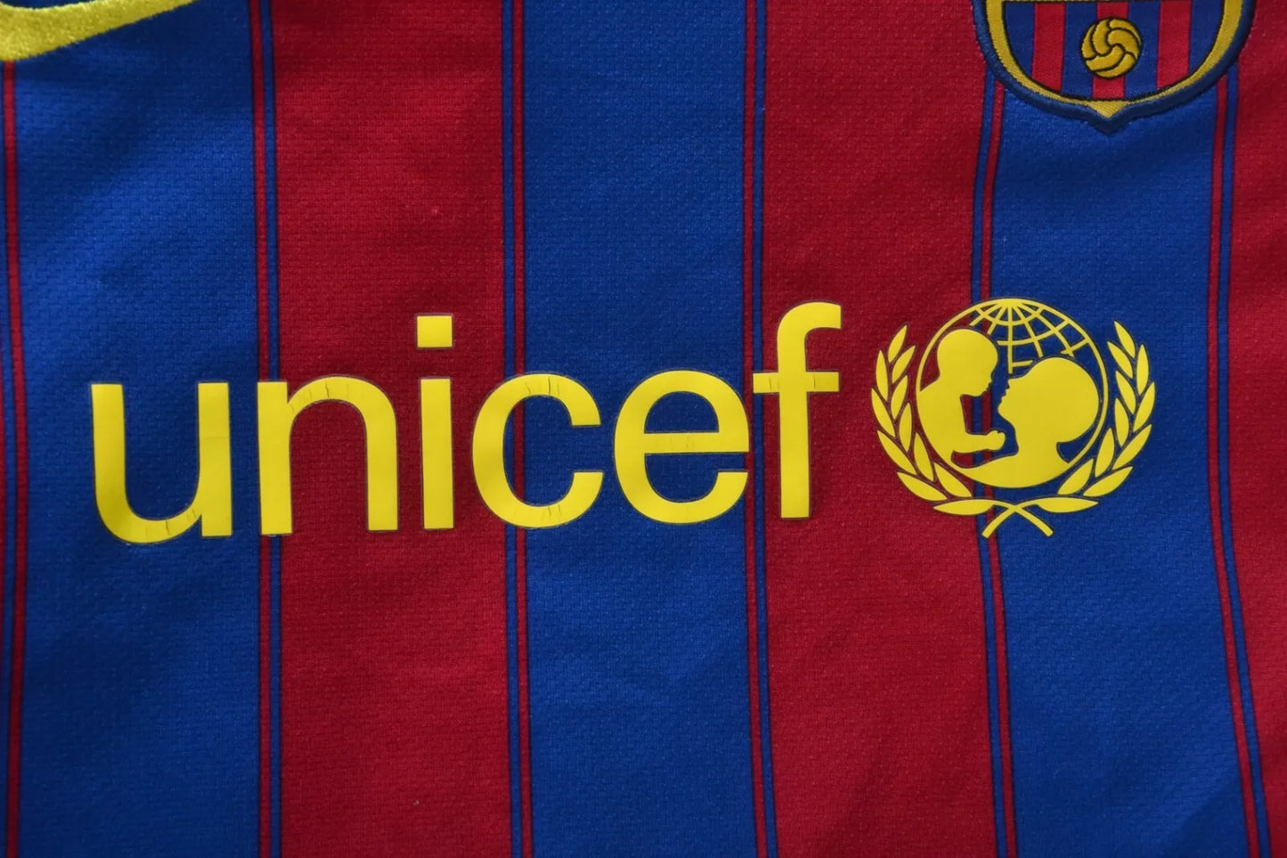 BARCELONA SPAIN 2009/2010 HOME RETRO FOOTBALL SHIRT